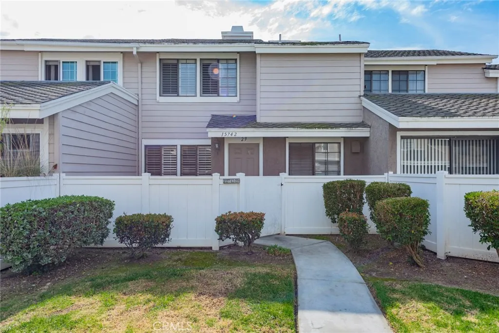 15742 Tetley 29, Hacienda Heights, California 91745 home-pic-1