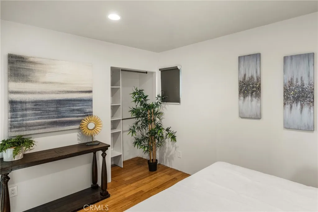 2320 Locust, Long Beach, California 90806 home-pic-26