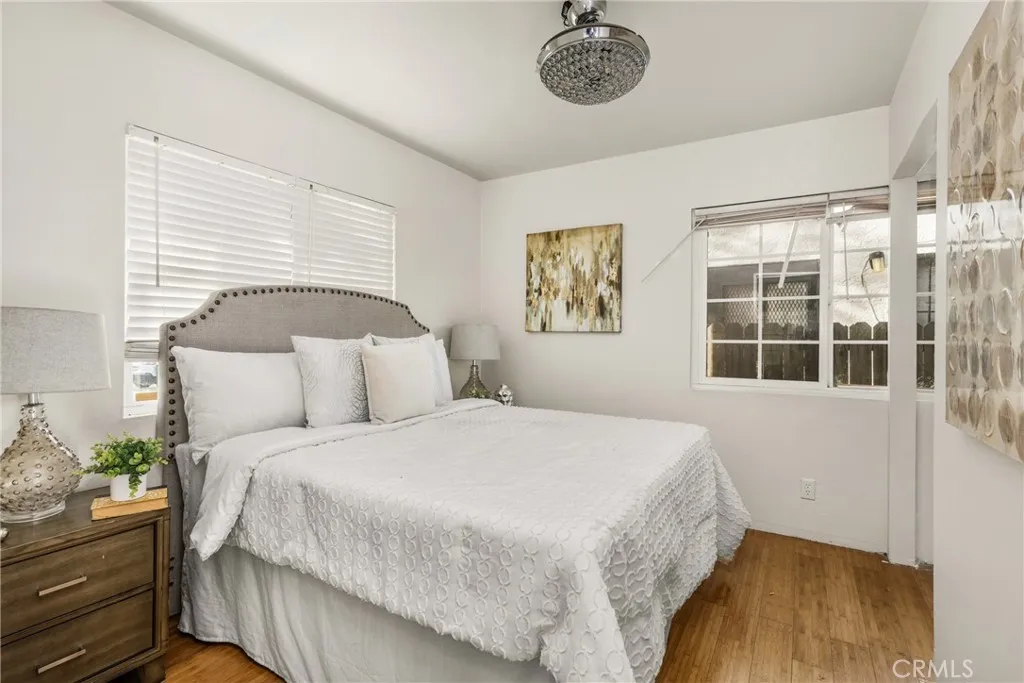 2320 Locust, Long Beach, California 90806 home-pic-18