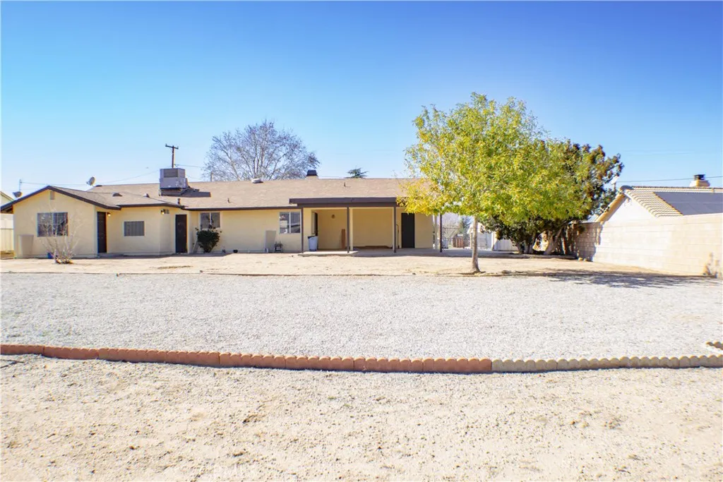 7407 Kenyon, Hesperia, California 92345 home-pic-5