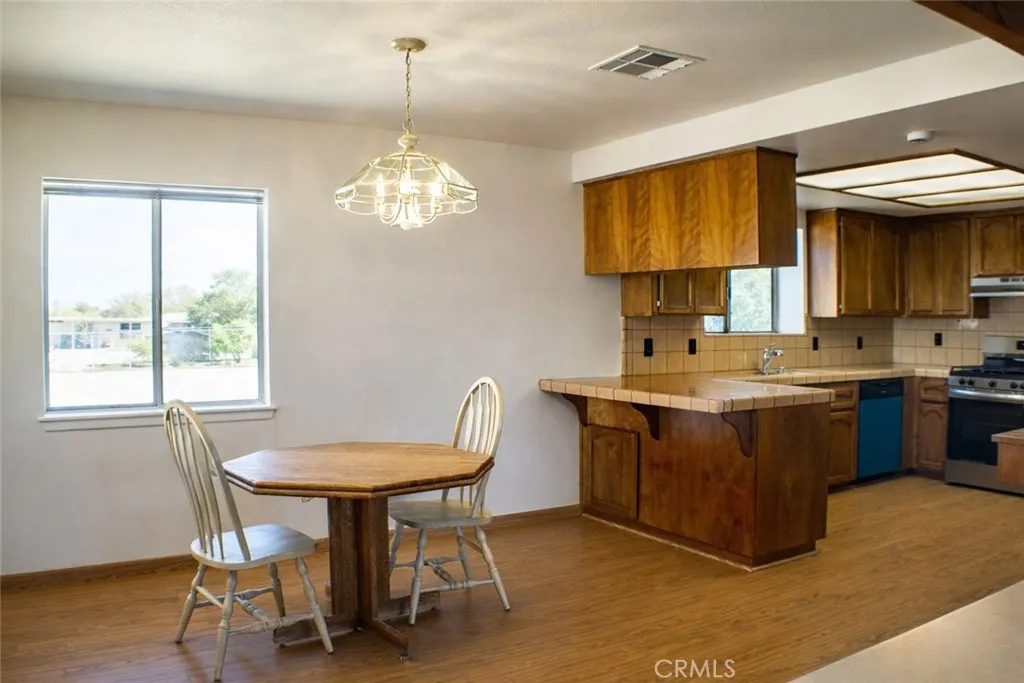 7407 Kenyon, Hesperia, California 92345 home-pic-8