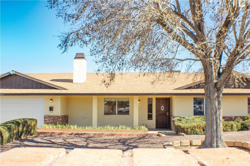 7407 Kenyon, Hesperia, California 92345 home-pic-1