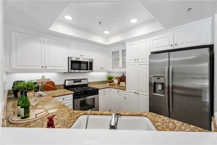 171 Stepping Stone, Irvine, California 92603