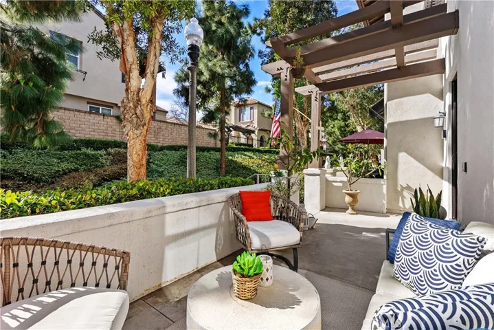 171 Stepping Stone, Irvine, California 92603