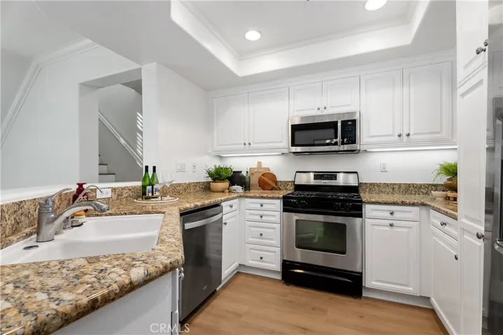 171 Stepping Stone, Irvine, California 92603