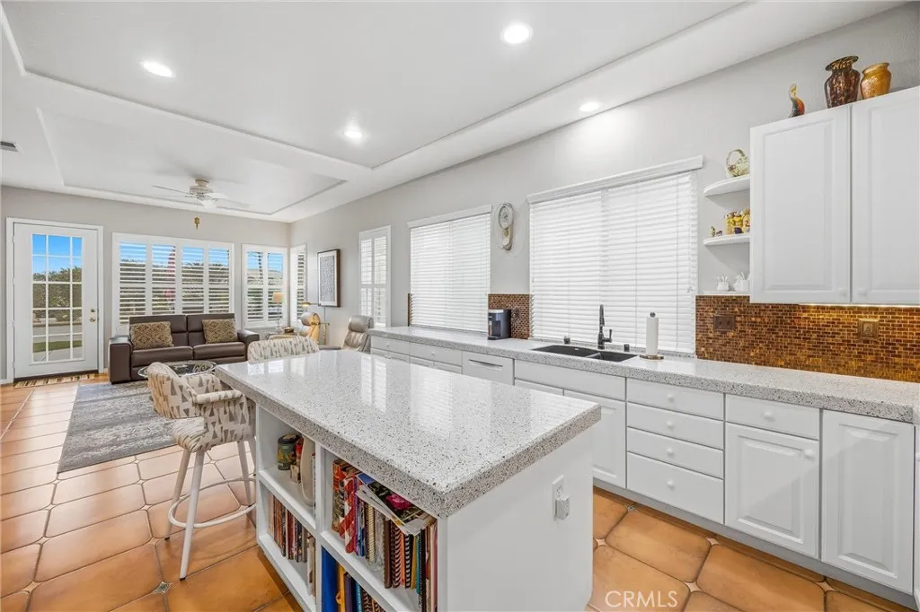 2027 Melbourne Circle, Banning, California 92220 home-pic-19