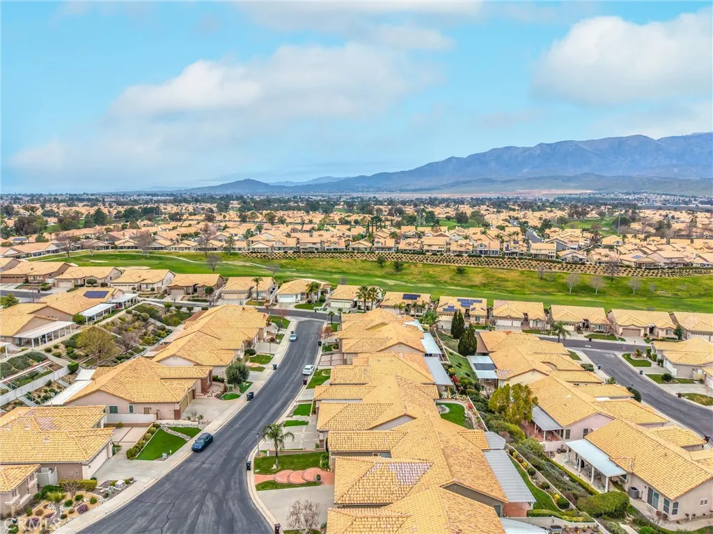 2027 Melbourne Circle, Banning, California 92220 home-pic-56