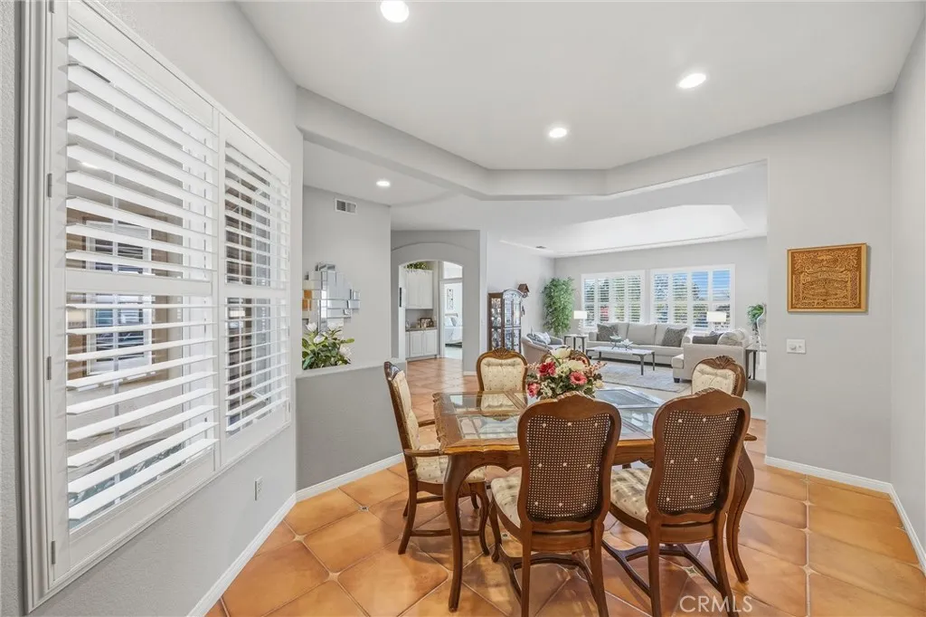 2027 Melbourne Circle, Banning, California 92220 home-pic-13