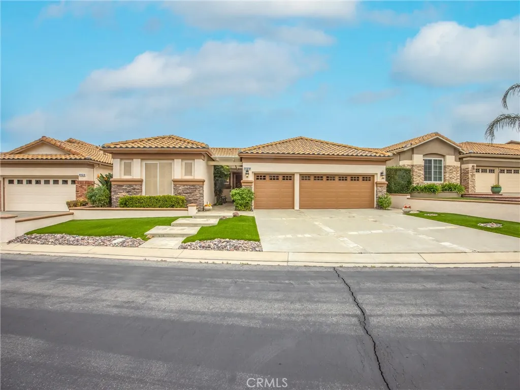 2027 Melbourne Circle, Banning, California 92220 home-pic-2