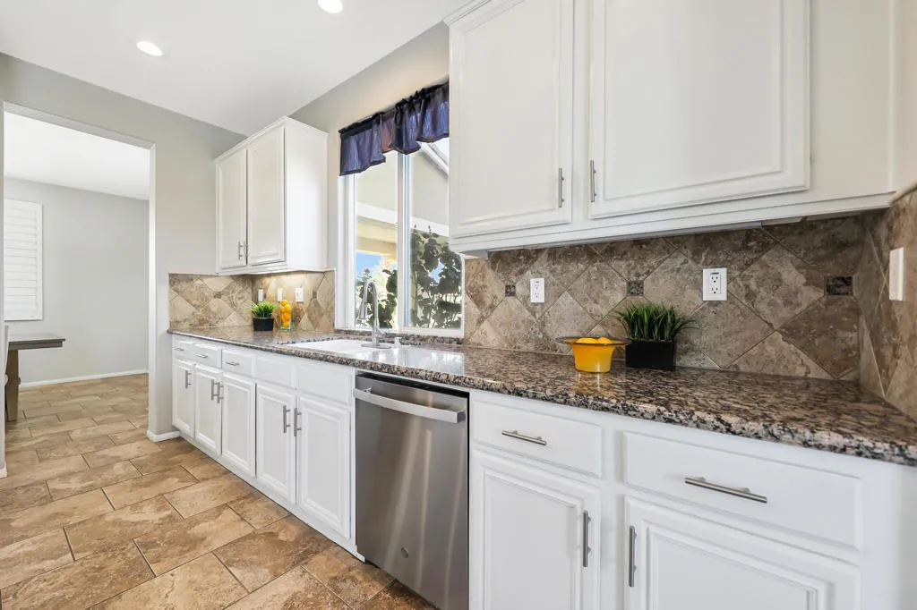 37788 Thurne Street, Indio, California 92203 home-pic-20