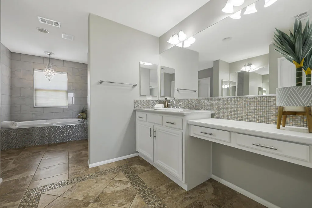 37788 Thurne Street, Indio, California 92203 home-pic-31