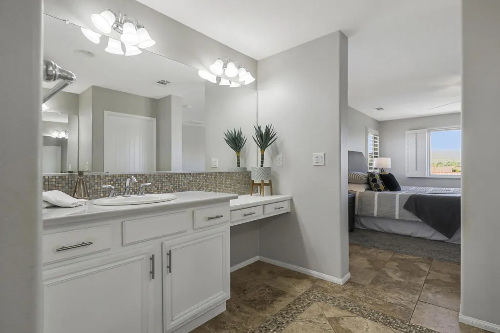 37788 Thurne Street, Indio, California 92203 home-pic-34