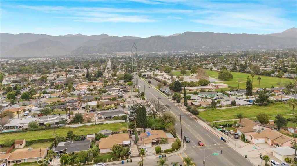 17934 E Laxford Road, Azusa, California 91702 home-pic-20