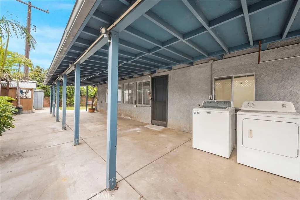 17934 E Laxford Road, Azusa, California 91702 home-pic-15