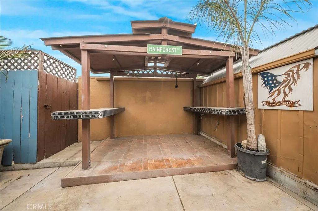 17934 E Laxford Road, Azusa, California 91702 home-pic-18