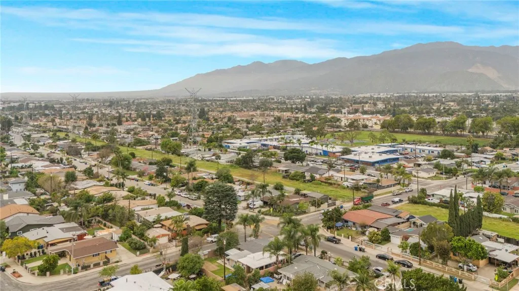 17934 E Laxford Road, Azusa, California 91702 home-pic-21