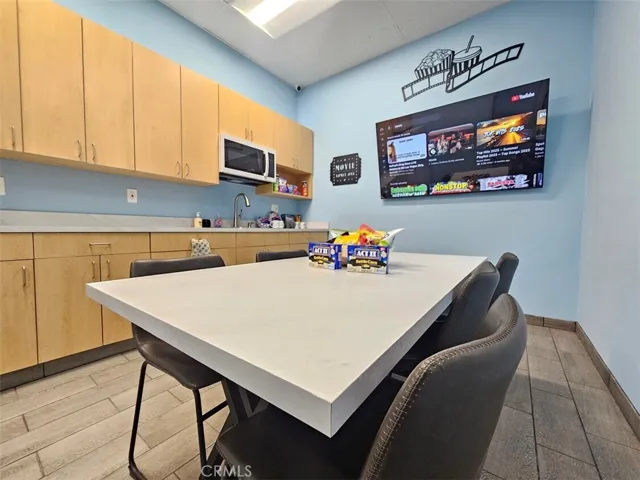 18224 Parthenia, Northridge, California 91325