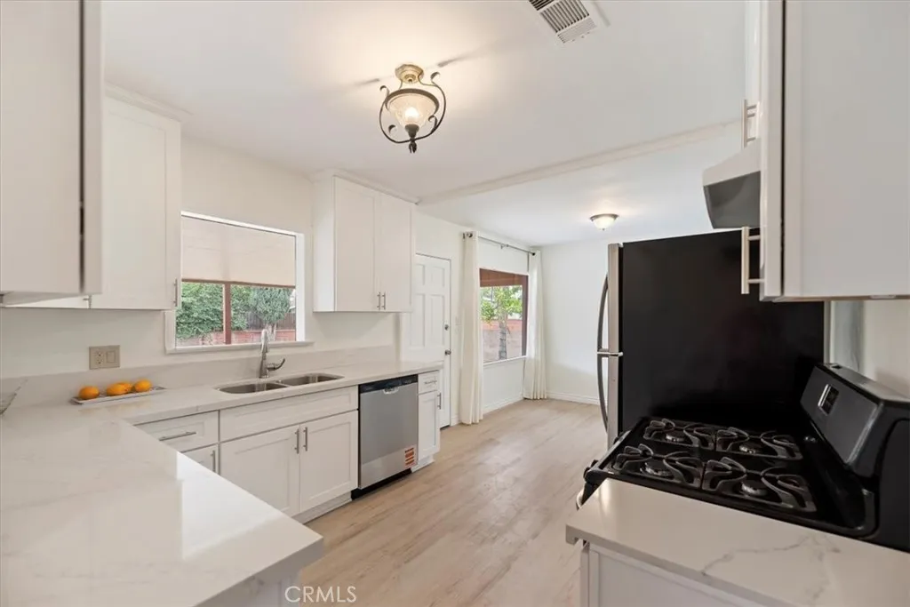 3271 Sepulveda, San Bernardino, California 92404 home-pic-18