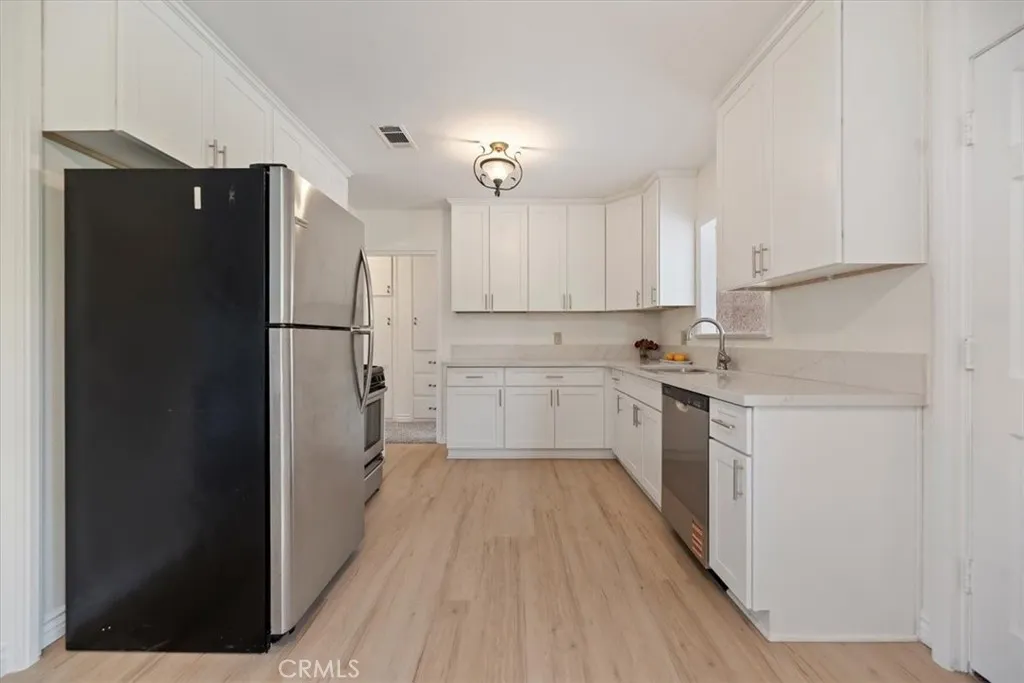 3271 Sepulveda, San Bernardino, California 92404 home-pic-15
