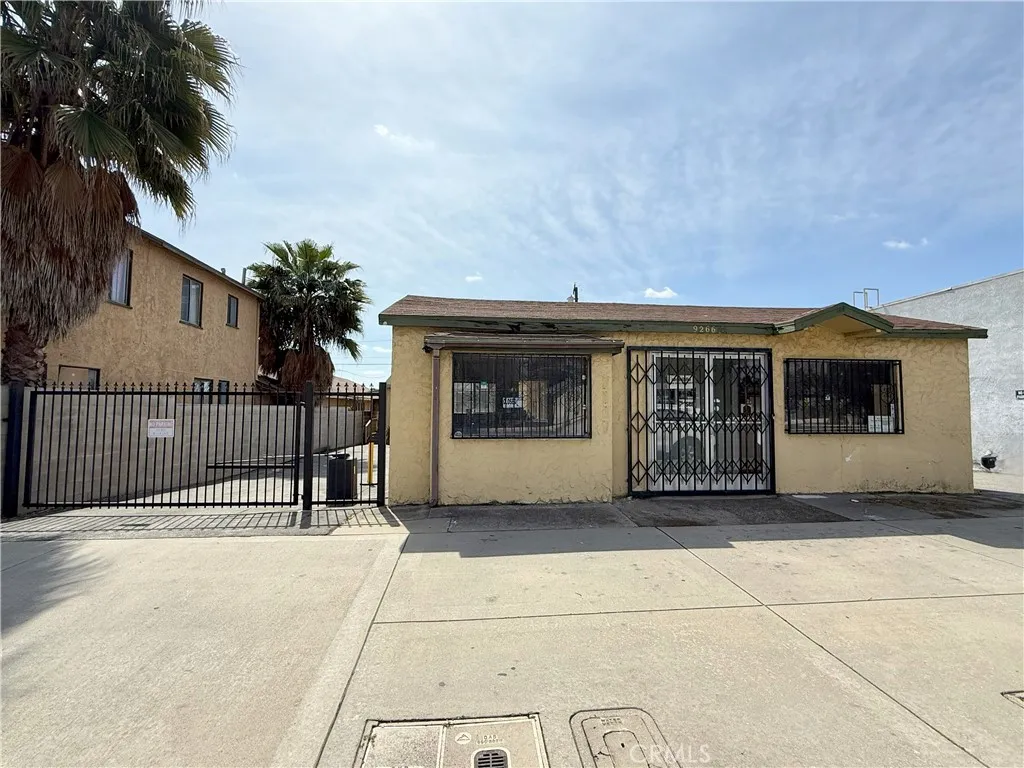 9266 Valley, Rosemead, California 91770 home-pic-1