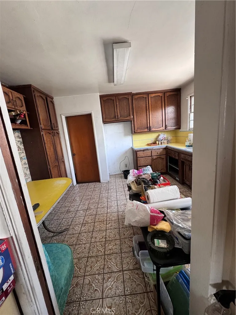 2916 Vaquero, Los Angeles, California 90032 home-pic-11