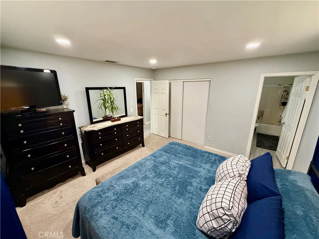 226 E King Street, San Bernardino, California 92408 home-pic-19