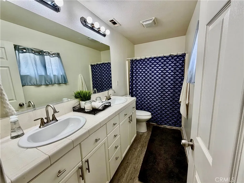 226 E King Street, San Bernardino, California 92408 home-pic-20