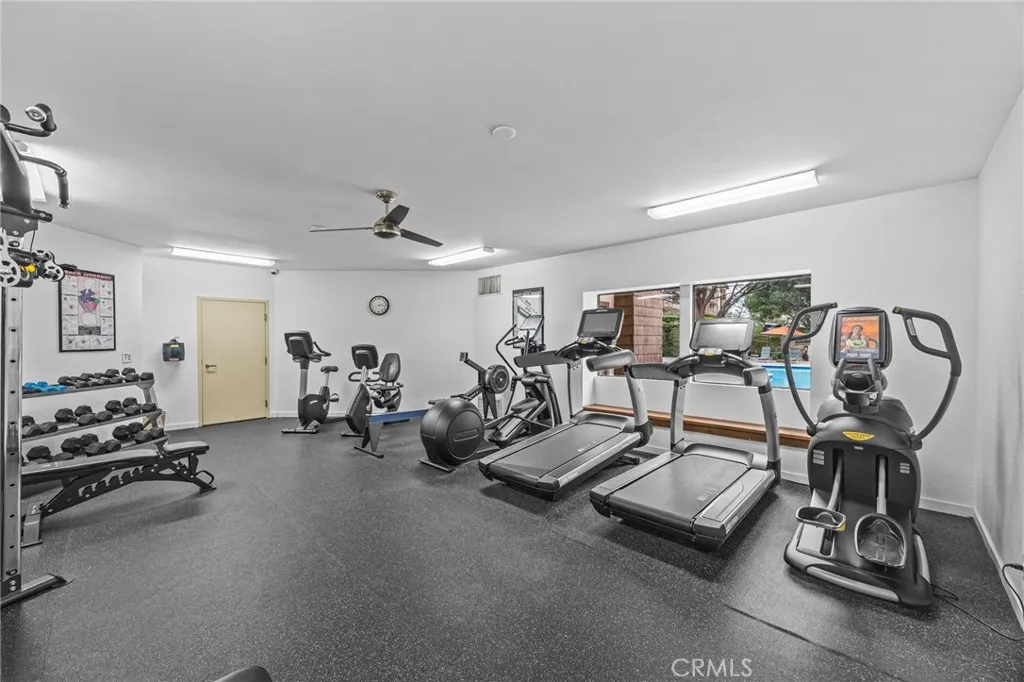 2504 E Willow Street 101, Signal Hill, California 90755 home-pic-33