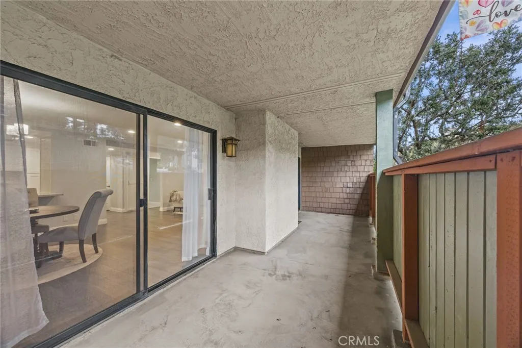 2504 E Willow Street 101, Signal Hill, California 90755 home-pic-22