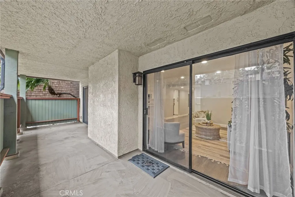 2504 E Willow Street 101, Signal Hill, California 90755 home-pic-23