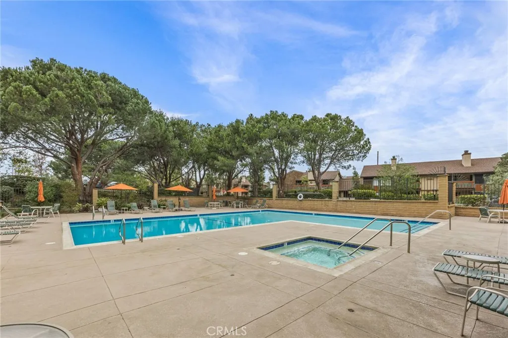 2504 E Willow Street 101, Signal Hill, California 90755 home-pic-34
