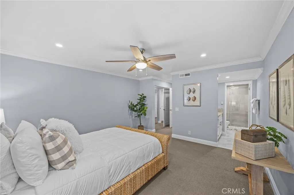 2504 E Willow Street 101, Signal Hill, California 90755 home-pic-18