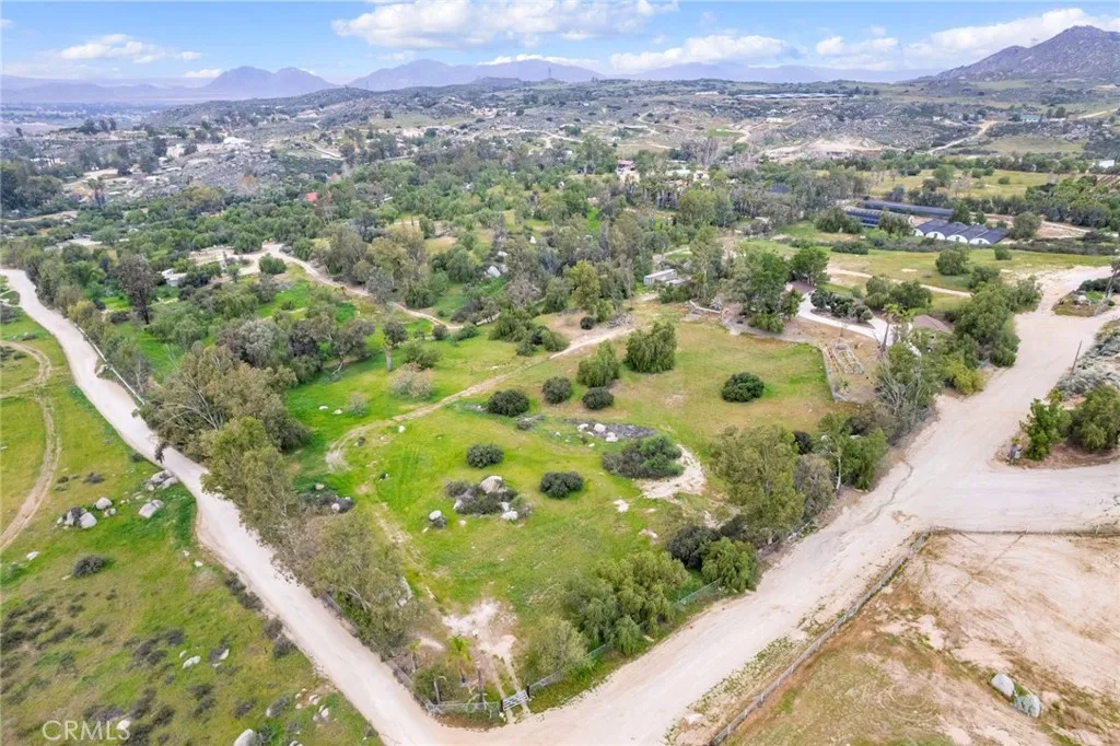 34100 Sugar Loaf, Nuevo, California 92567 home-pic-45