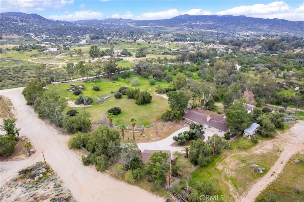 34100 Sugar Loaf, Nuevo, California 92567 home-pic-39