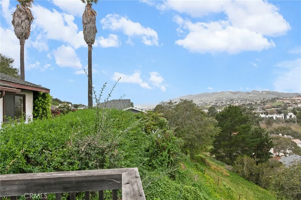 1041 Ritchie Road B, Grover Beach, California 93433 home-pic-32
