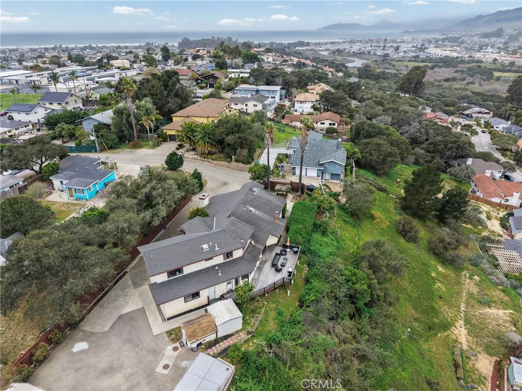 1041 Ritchie Road B, Grover Beach, California 93433 home-pic-38