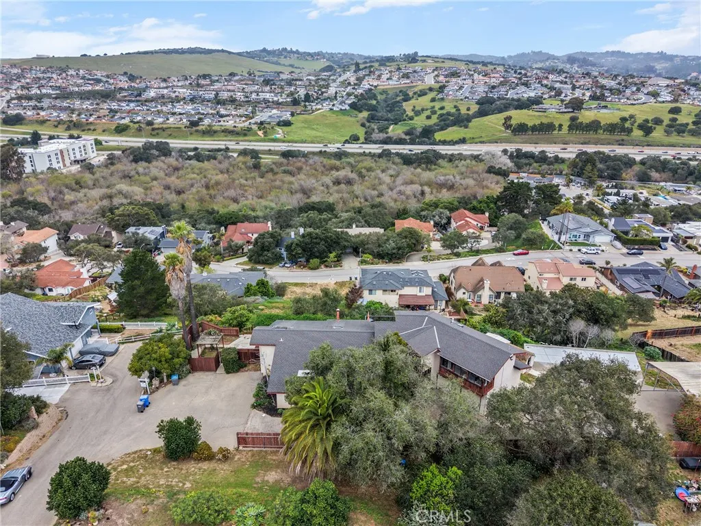 1041 Ritchie Road B, Grover Beach, California 93433 home-pic-42