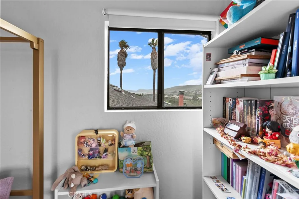 1041 Ritchie Road B, Grover Beach, California 93433 home-pic-25