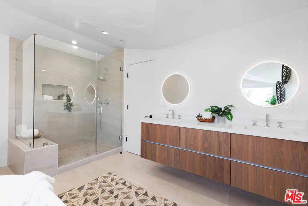658 California Avenue, Venice, California 90291 home-pic-22