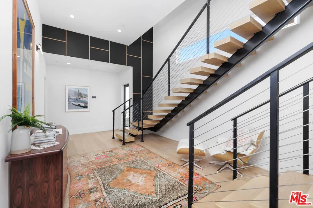 658 California Avenue, Venice, California 90291 home-pic-30