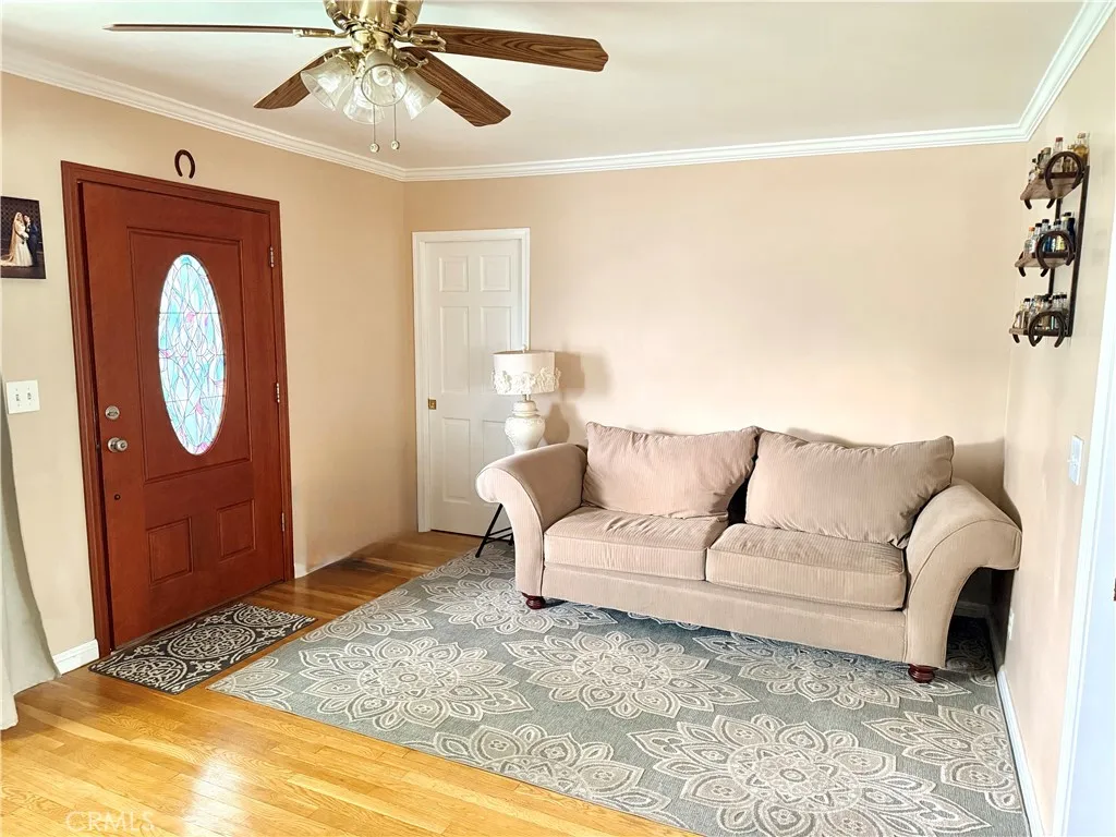 2656 Cimarron Street, Los Angeles, California 90018 home-pic-16