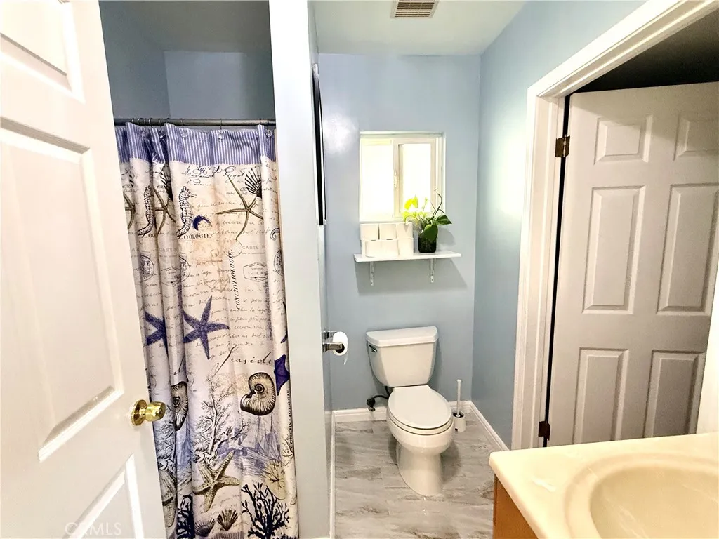 2656 Cimarron Street, Los Angeles, California 90018 home-pic-12