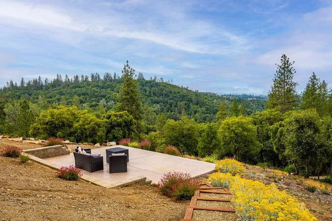 2081 Ponderosa Way, Murphys, California 95247