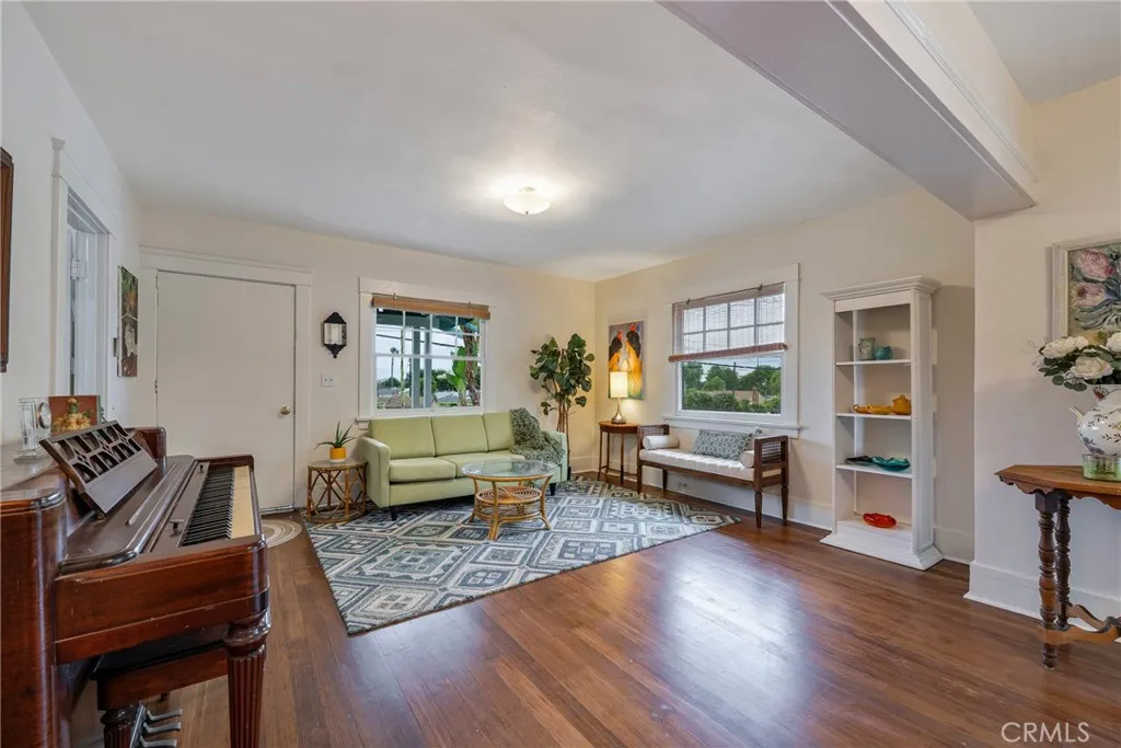1513 W Malvern, Fullerton, California 92833 home-pic-8