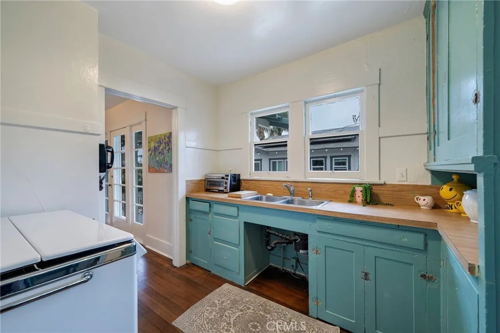 1513 W Malvern, Fullerton, California 92833 home-pic-18