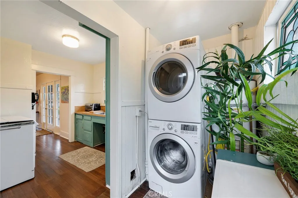 1513 W Malvern, Fullerton, California 92833 home-pic-20