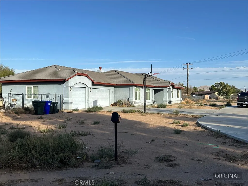 14915 Ramona Road, Apple Valley, California 92307 home-pic-4
