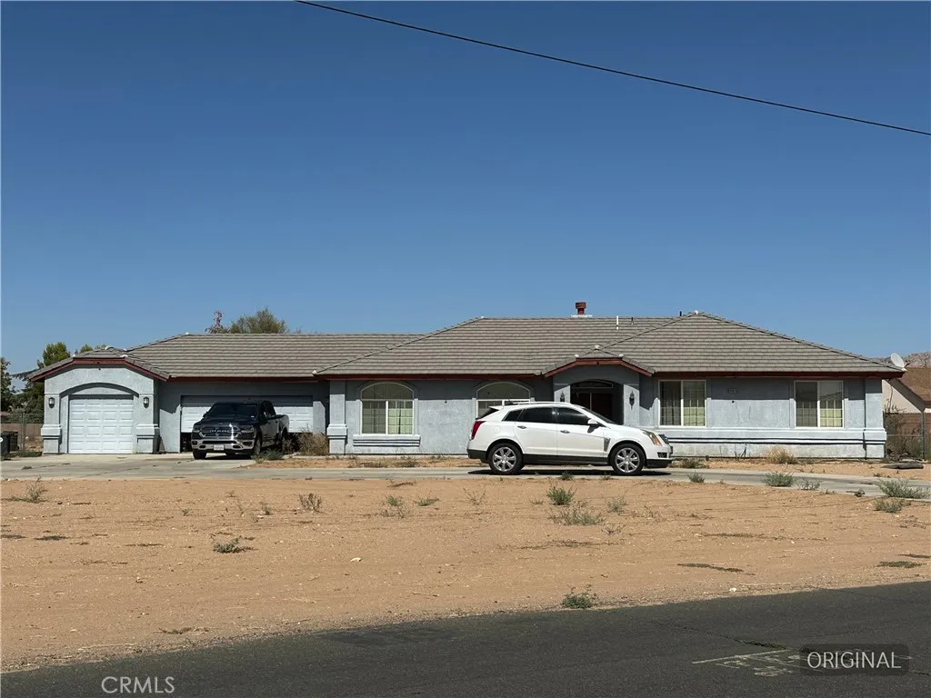 14915 Ramona Road, Apple Valley, California 92307 home-pic-2