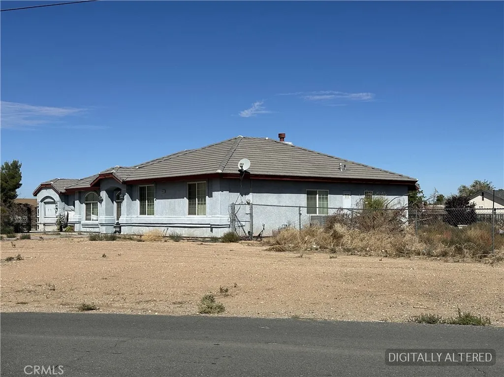 14915 Ramona Road, Apple Valley, California 92307 home-pic-5
