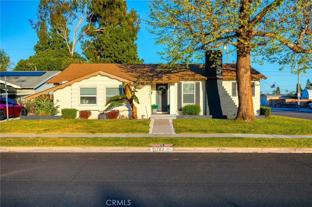 11782 Ardis Drive, Garden Grove, California 92841 home-pic-2